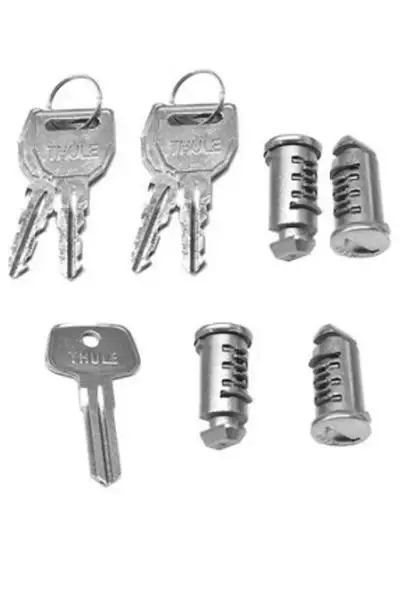 I’m selling a new, unopened Thule 4 core lock core set. They fit any Thule equipment. This new set h...