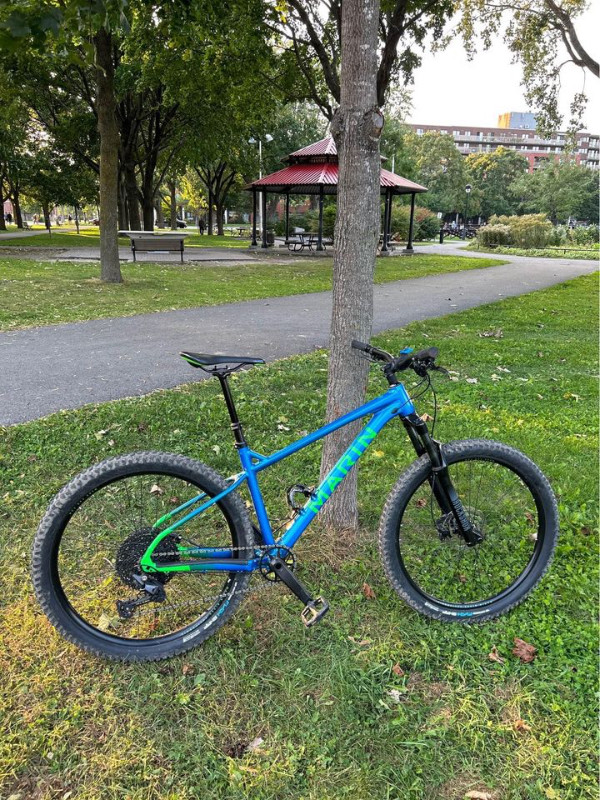 Vélo de montagne Marin San Quentin 2 2022 taille M dans De Montagne  à Ville de Montréal