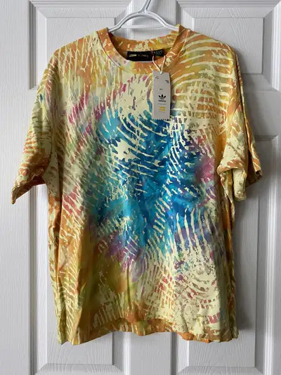 Brand NWT NEW Adidas Pharrell Williams Human T-Shirt Men's Size Medium Tie-Dye. Originally $80+.