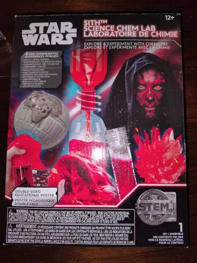 Brand new Star wars Sith science chem lab. Explore and experiment with chemistry.
