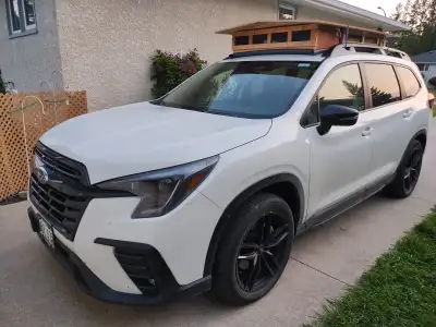 Tiny motorhome. 2023 Subaru Ascent Onyx. AWD, 4WD. 7 passenger. Loaded with safety features. 5000lb...