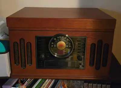 Vintage style turntable and radio, View more