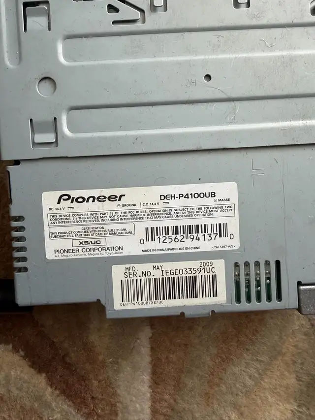 Pioneer DEH-P4100UB Car Stereo in Stereo Systems & Home Theatre in Calgary - Image 3