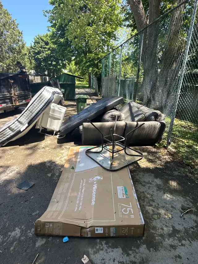 GARBAGE & JUNK GONE509908073149245446