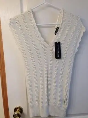White shirt size S brand new62863284444162122