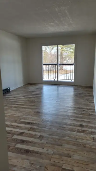 1 Bedroom apartment for rent in West Quesnel. Access to balcony. Coin operated laundry on the same f...