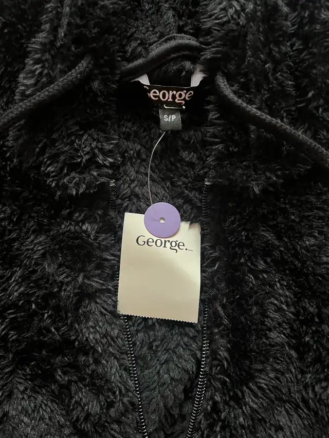 George Women’s Black Soft Hoodie in Women's - Tops & Outerwear in Oshawa / Durham Region - Image 4