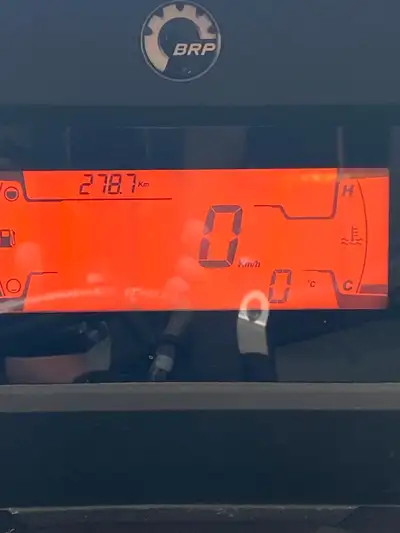 Purchased brand new in March 2025. Immaculate machine. Not even broke in. Comes with extended warran...