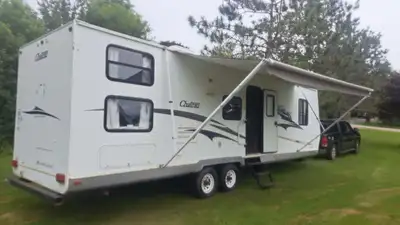 Selling this 2005 Chateau 33’ camper In good condition Sleeps 8 comfortably $8,900 OBO Contact Carl...