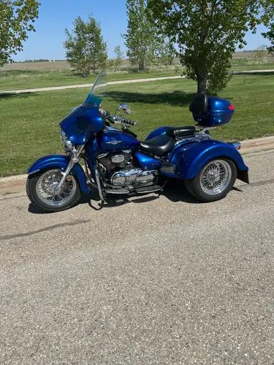 2008 Suzuki Trike in excellent condition Lehman kit 16196 kms EFI 805 cm3 (49.1 cu.in.) 5 speed, sha...