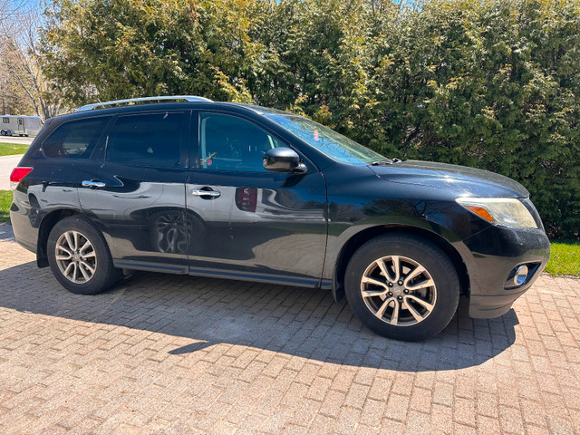 Nissan Pathfinder 2014 in Cars & Trucks in Owen Sound