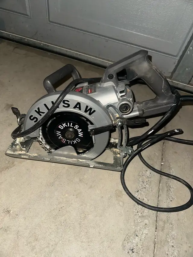 SkilSaw Circular Saw in Power Tools in Windsor Region - Image 4
