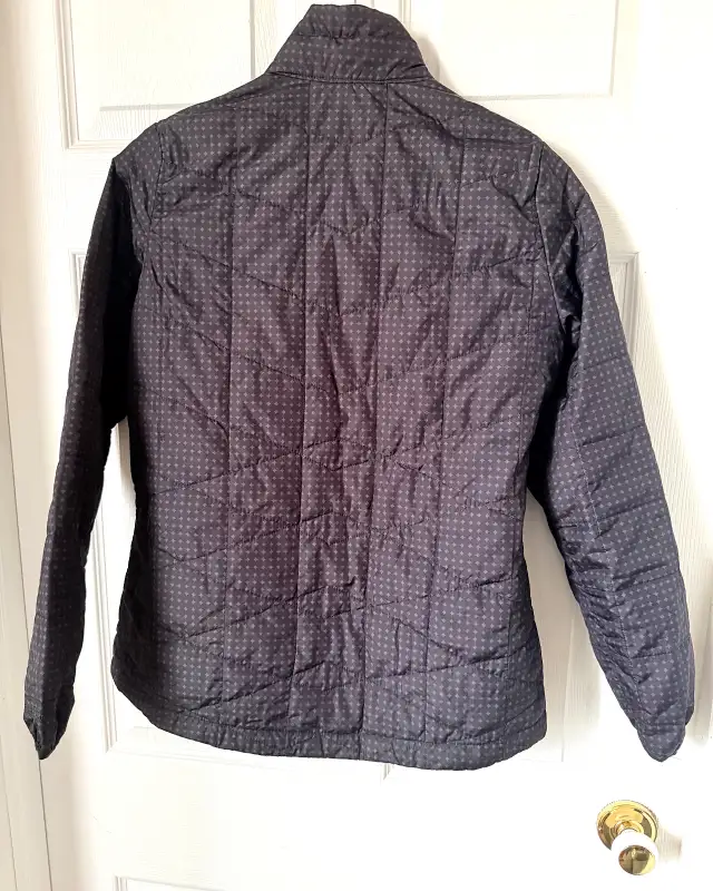 Women’s WindRiver Lightweight Jacket | Size S in Women's - Tops & Outerwear in Ottawa - Image 3