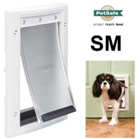 PetSafe Plastic Dog and Cat Door, Small- NEW