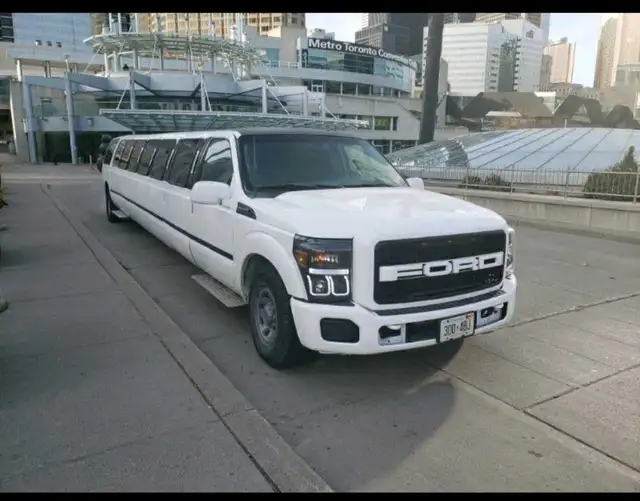 LIMOUSINE in Friendship & Networking in St. Catharines - Image 6