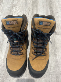 Kodiak Safety Shoes for Women - Size 9 (US), Size 40 (EU)