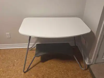 Free Desk, View more