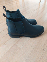Blundstone boots size 9.5 women's 