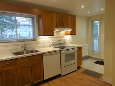 Fabulous Two Bedroom Apartment Victoria Park & St. Clair Ave E