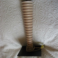 PIER 1 TABLE LAMP PIC 1