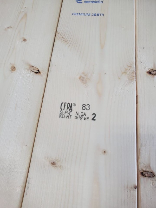 Premium Grade lumber 2x4x16 & 2x6x16 (red Floors & Walls Red Deer