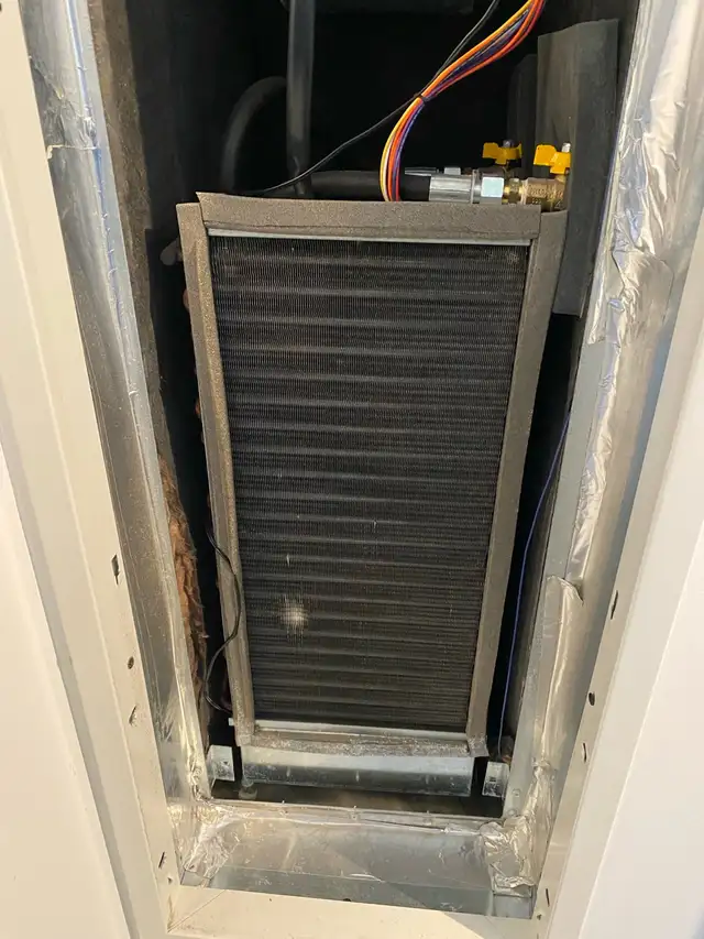 Condominium HVAC Technician 600046557579202562