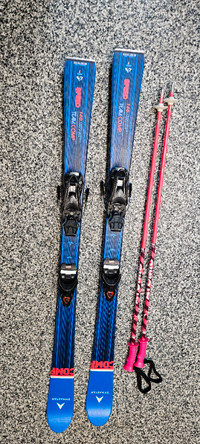 Ensemble de skis alpins Dynastar 140 avec bottes Nordica 24,5