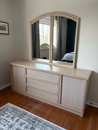 Commode 6 tiroirs avec miroir et tête de lit grand/ queen, View more