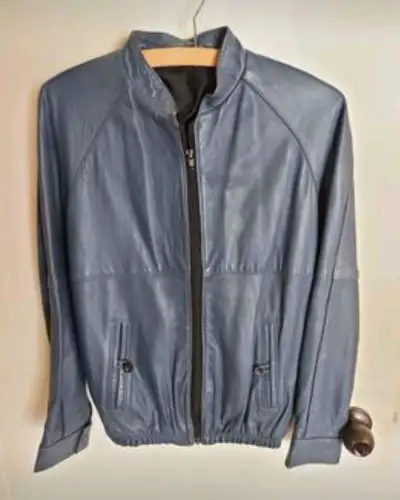 leather coat/jacket..size 34/36..unisex, View more