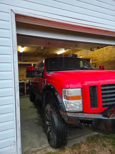 2008 f350, tuner h&s mini max, deleted, 4inch exhauste, afe intake, newer turbos, newer stand pipes,...