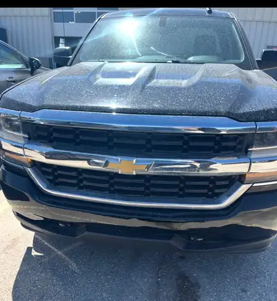 One owner truck no accidents really low kilometres only 115,000 It is a work truck but has power loc...