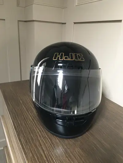 Extra small helmet with clear visor In excellent condition Black in colour