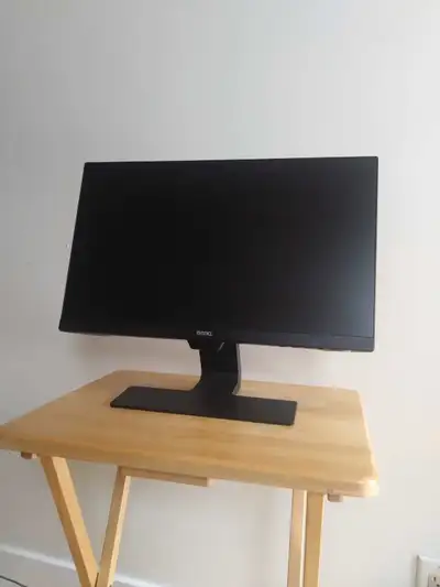 BenQ 22" monitor, View more