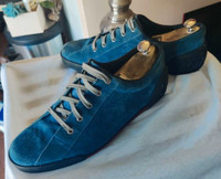 Gucci blue suede shoes 