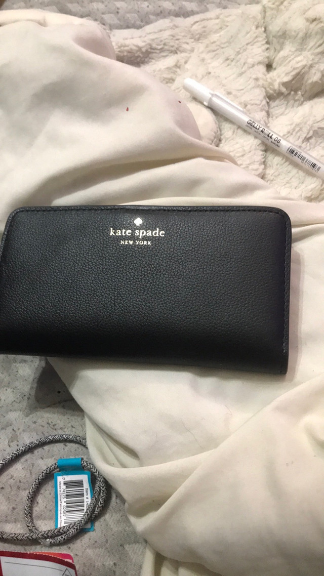 Kate spade card holder in Women's - Bags & Wallets in Hamilton