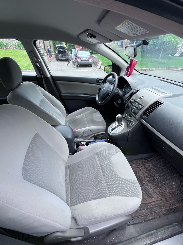 Nissan Sentra 2012 — photo 2