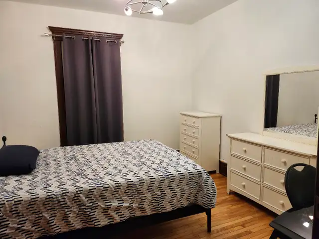 Pied à terre à la semaine Montreal Metro Joliette Pie-IX