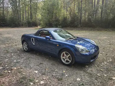 2000 Toyota MR2/MRS sports car PRICE DROPPED TO $16K. Not going any lower, if it doesn't sell I will...