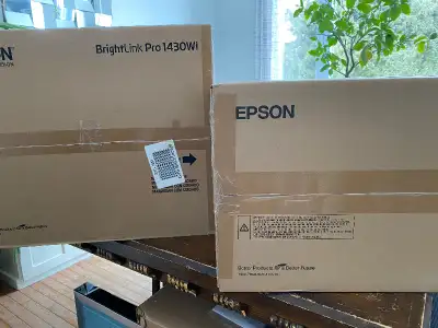 Epson projector with mount, View more