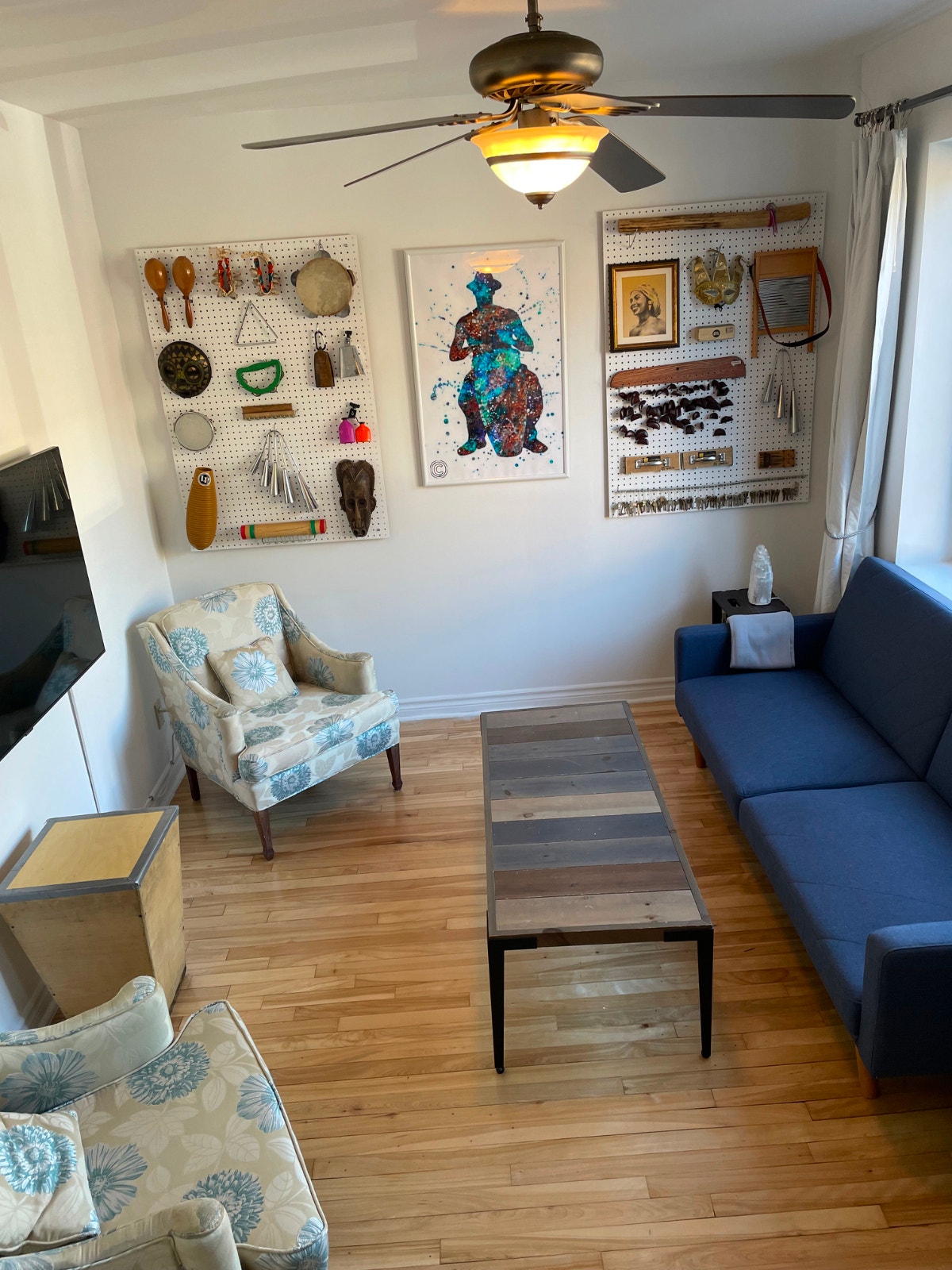 Fully Furnished / Equipped 2 Bedroom Apt. In Parc Extension — photo 3