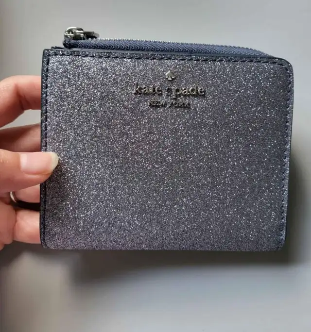 Kate Spade Wallet in Women's - Bags & Wallets in Bedford - Image 2