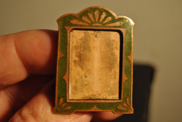 Antique Brass and Enamel Miniature Photo Frame in Arts & Collectibles in Vancouver - Image 4