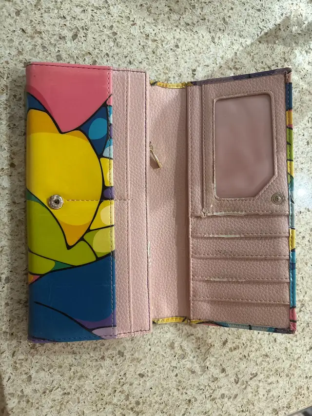 Daphne Odjig Wallet in Women's - Bags & Wallets in Kitchener / Waterloo - Image 3