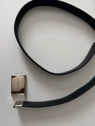 Authentic Burberry Men’s Belt 42” Reversible - Needs to be, View more