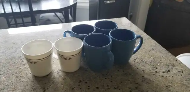 VARIOUS CORELLE DISHES in Kitchen & Dining Wares in Oshawa / Durham Region - Image 10