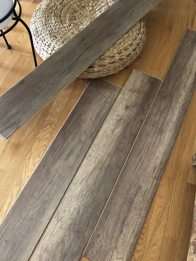 Composite flooring NEW / Plancher stratifié (NEUF en boîte) in Floors & Walls in Longueuil / South Shore - Image 8