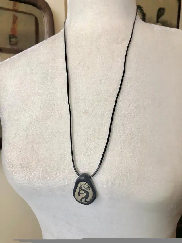 Vintage Stone Pendant Hand Drawn Kokopelli Handmade Necklace  in Arts & Collectibles in Calgary - Image 4