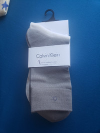 Calvin Klein WOMEN'S socks...READ AD