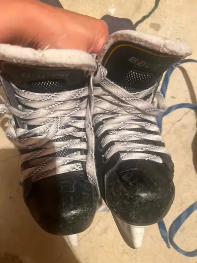 Bauer Supreme Youth Size 12, View more