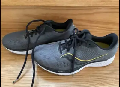 Boys/Adult  Running Shoes - (Adult- 8), View more